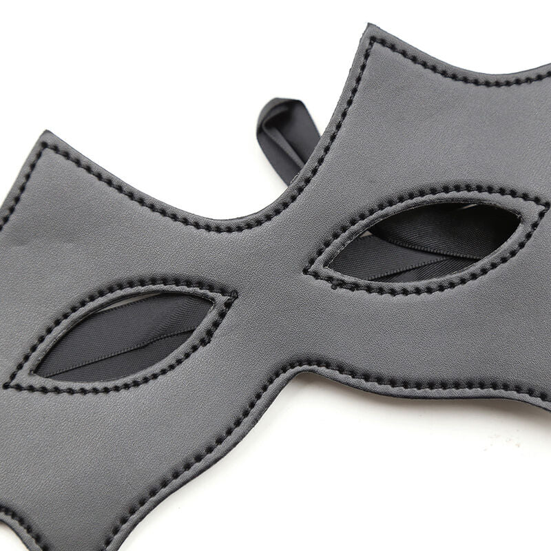 Feline mask