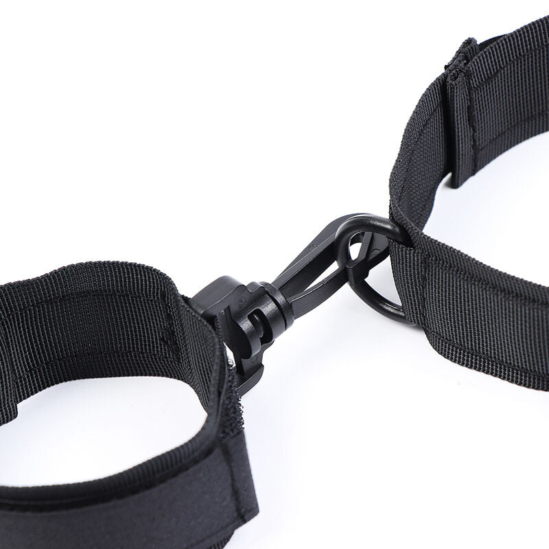 Nylon handcuffs and collar