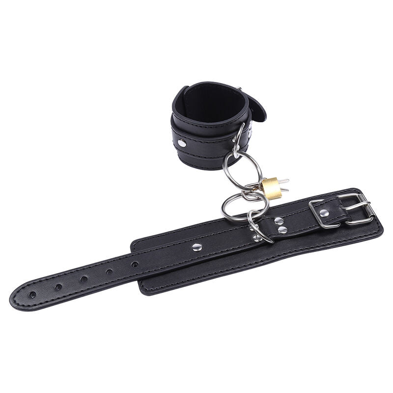 O-ring locked wrist restraints