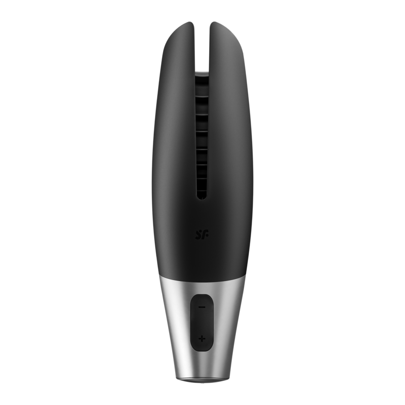Powerful black masturbator