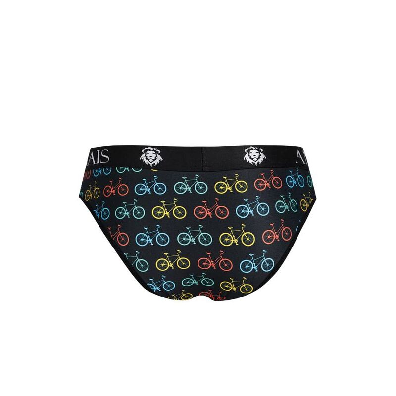 Benito's briefs