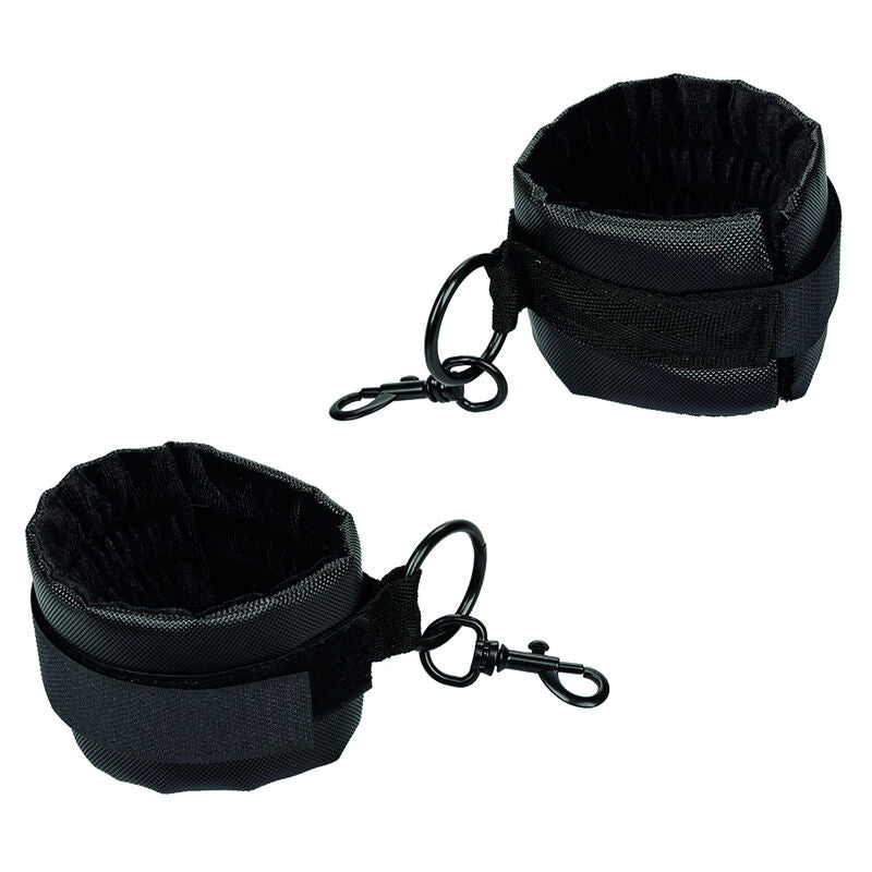 Boundless restraint collar