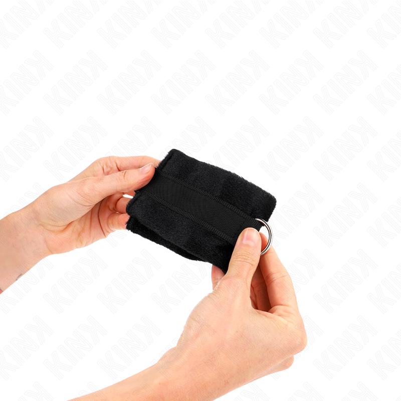 Black fur beginner cuffs 30 x 7 cm