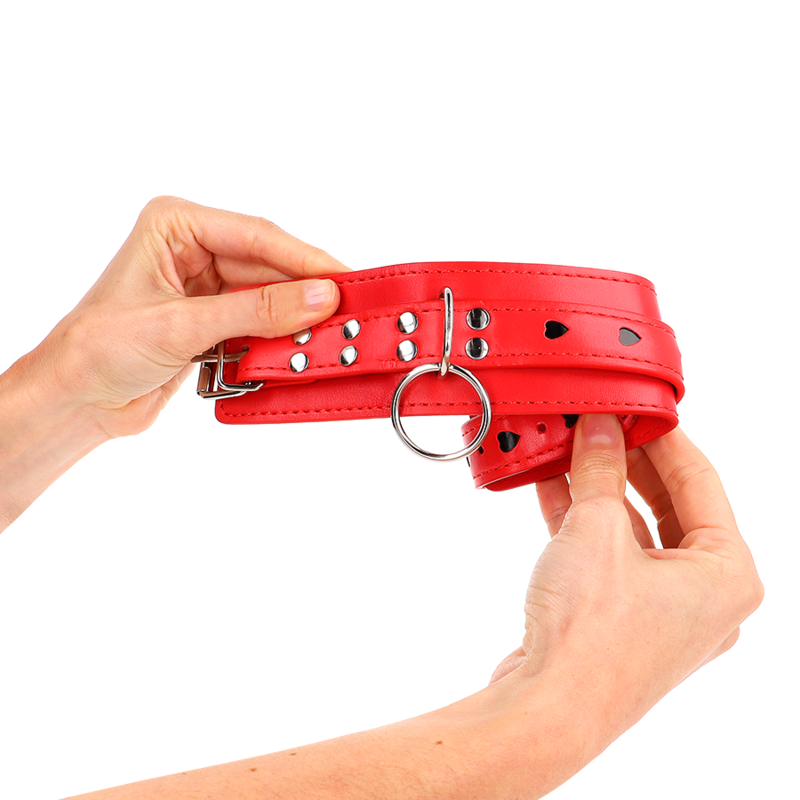 Red wrist bracers with adjustable black heart inlay 21-28 cm x 5.5 cm