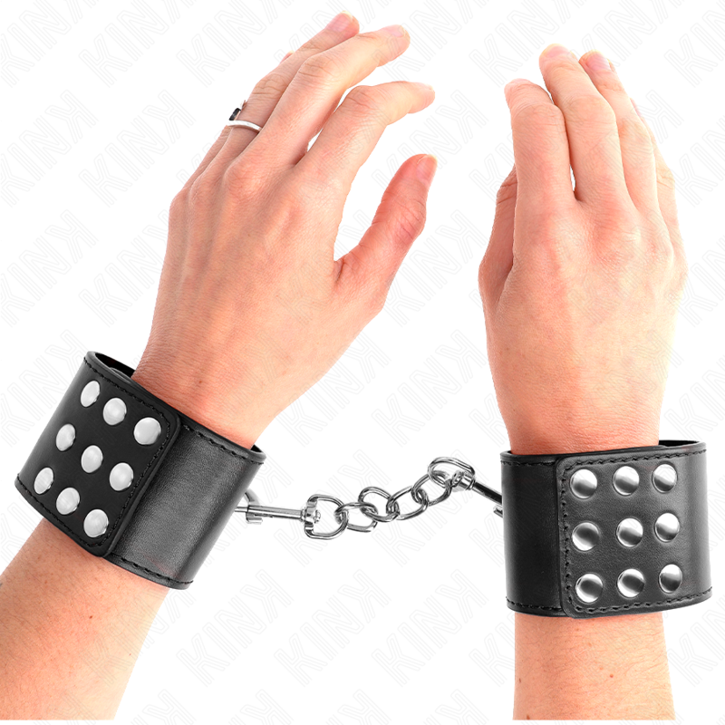 Wrist support with adjustable black snap button 19-24 cm x 5.5 cm