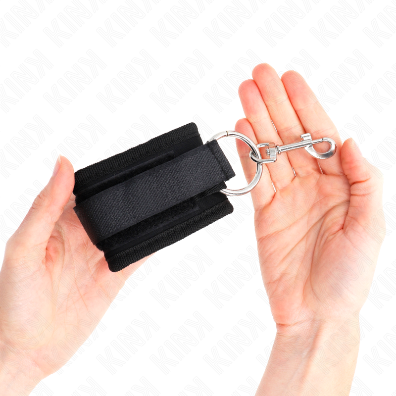 Adjustable black wrist rest 18-35 cm x 6 cm