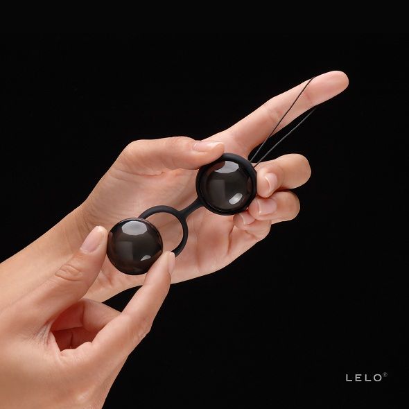 Luna beads black kegel balls