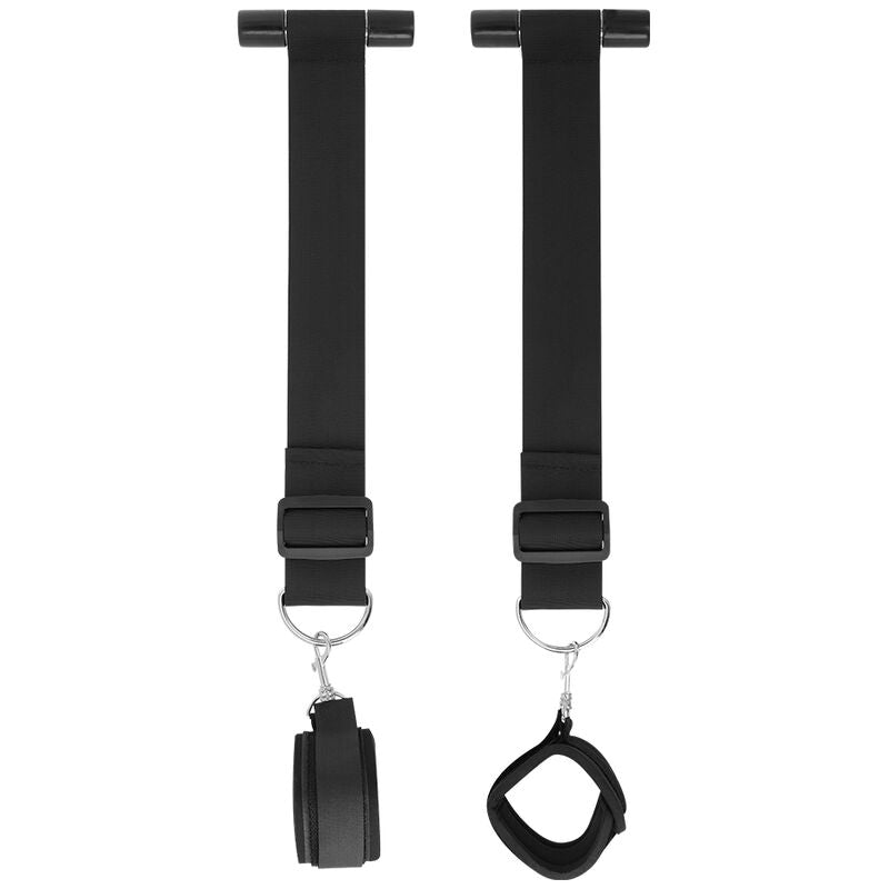 Bondage door handcuffs