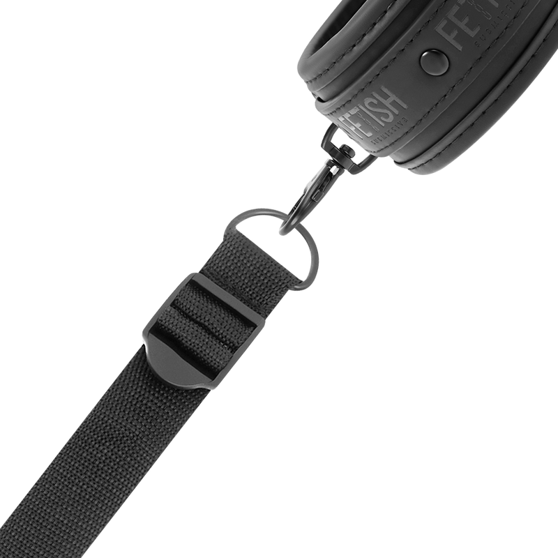 Set of handcuffs and restraints with neoprene lining
